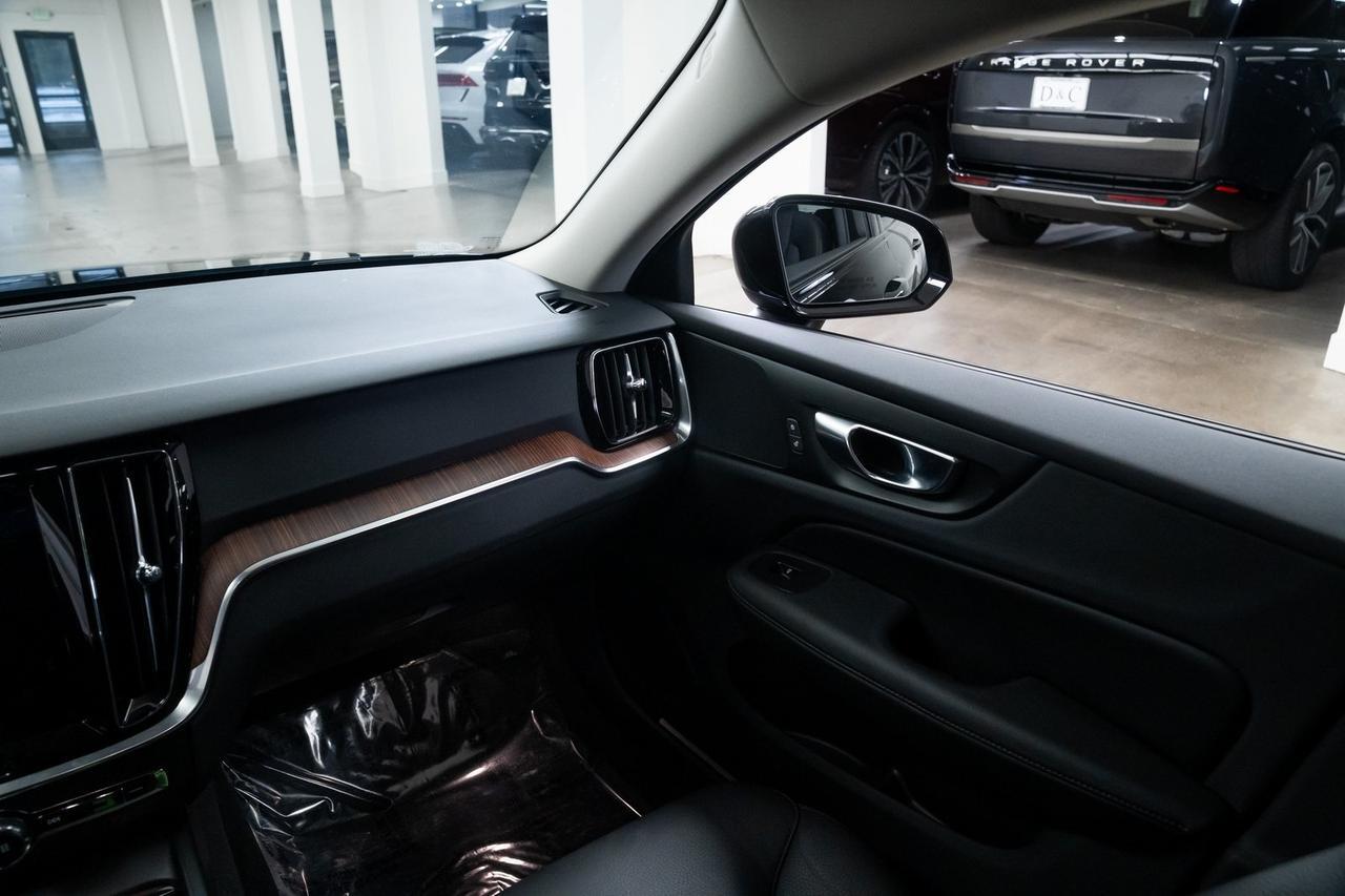 2025 Volvo V60 Cross Country B5 Plus 1 Owner Heated Seats Portland OR