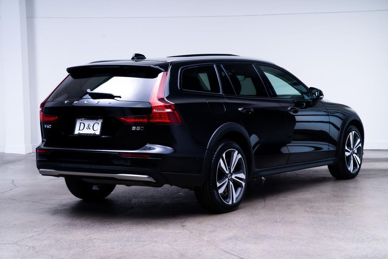 2025 Volvo V60 Cross Country B5 Plus Adaptive Cruise Blind Spot Assist Portland OR