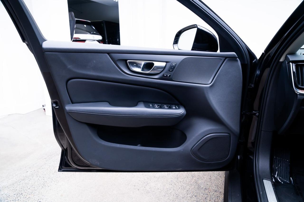 2025 Volvo V60 Cross Country B5 Plus Adaptive Cruise Blind Spot Assist Portland OR