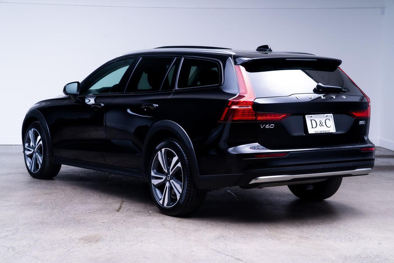 2025 Volvo V60 Cross Country B5 Plus Adaptive Cruise Blind Spot Assist Portland OR