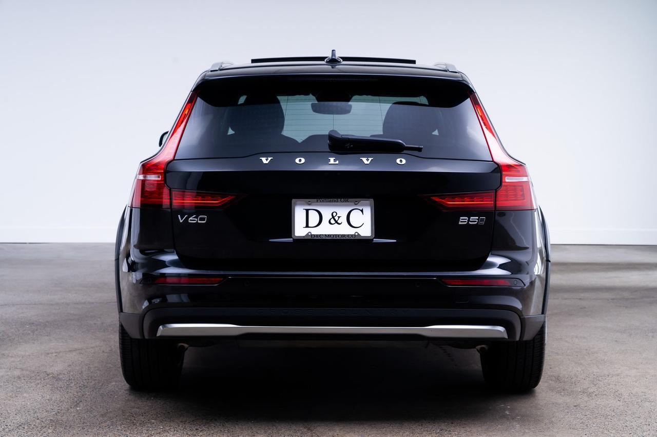 2025 Volvo V60 Cross Country B5 Plus Adaptive Cruise Blind Spot Assist Portland OR