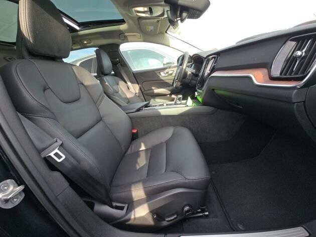 2025 Volvo V60 Cross Country B5 Plus Adaptive Cruise Heated Seats Portland OR