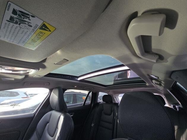 2025 Volvo V60 Cross Country B5 Plus Adaptive Cruise Heated Seats Portland OR