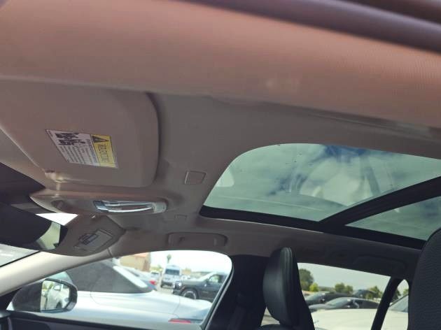 2025 Volvo V60 Cross Country B5 Plus Adaptive Cruise Panoramic Roof Portland OR