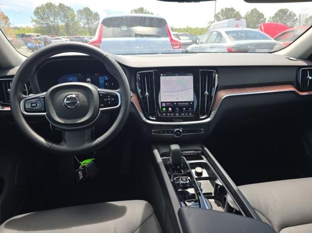 2025 Volvo V60 Cross Country B5 Plus Adaptive Cruise Panoramic Roof Portland OR