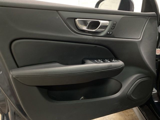 2025 Volvo V60 Cross Country B5 Plus Dallas TX