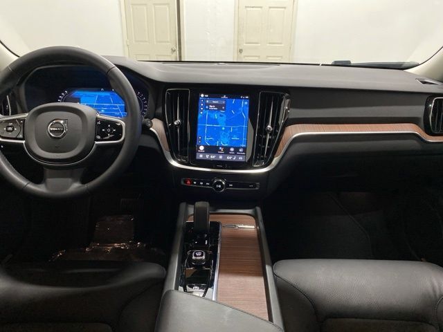 2025 Volvo V60 Cross Country B5 Plus Dallas TX