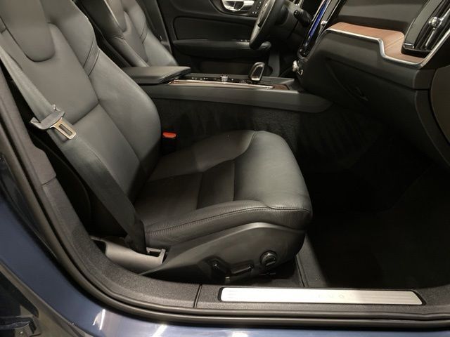 2025 Volvo V60 Cross Country B5 Plus Dallas TX