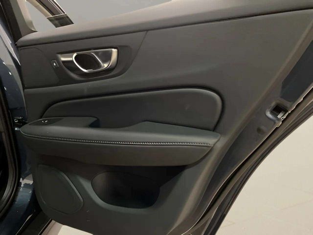 2025 Volvo V60 Cross Country B5 Plus Dallas TX