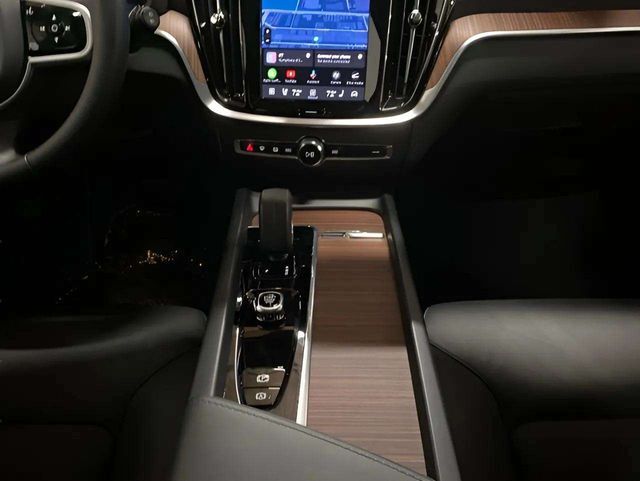 2025 Volvo V60 Cross Country B5 Plus Dallas TX