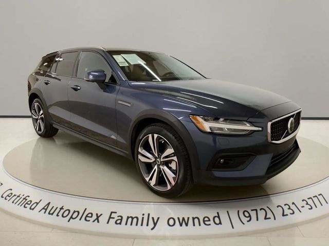 2025 Volvo V60 Cross Country B5 Plus Dallas TX