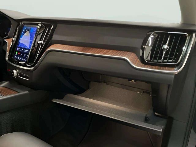 2025 Volvo V60 Cross Country B5 Plus Dallas TX