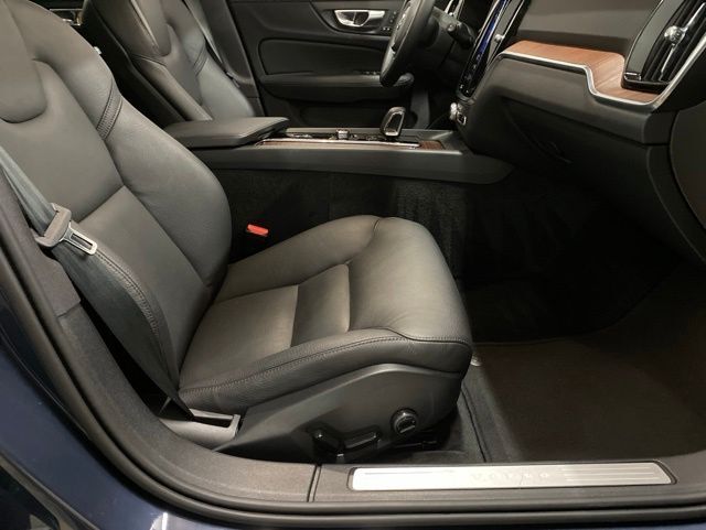 2025 Volvo V60 Cross Country B5 Plus Dallas TX