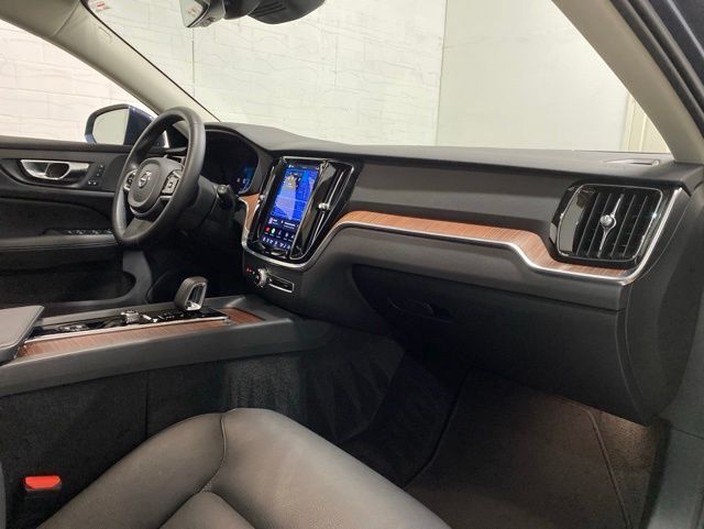 2025 Volvo V60 Cross Country B5 Plus Dallas TX