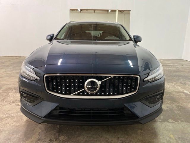 2025 Volvo V60 Cross Country B5 Plus Dallas TX