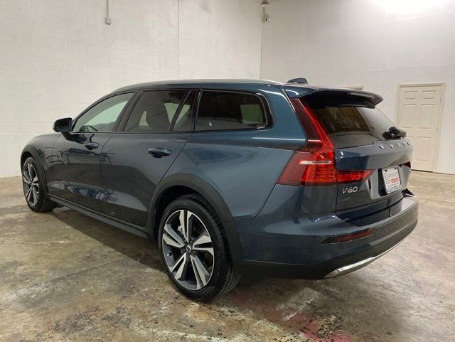 2025 Volvo V60 Cross Country B5 Plus Dallas TX