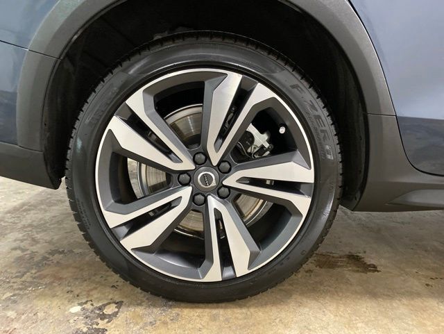 2025 Volvo V60 Cross Country B5 Plus Dallas TX