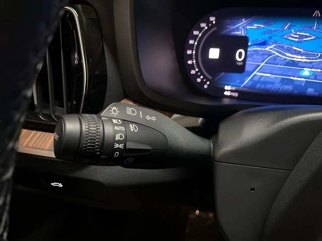 2025 Volvo V60 Cross Country B5 Plus Dallas TX