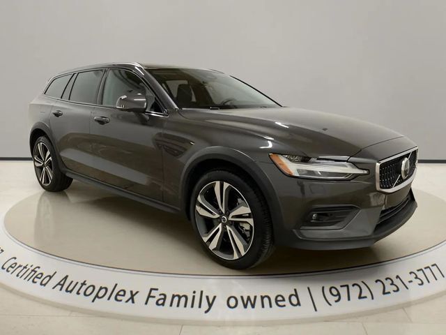 2025 Volvo V60 Cross Country B5 Plus Dallas TX