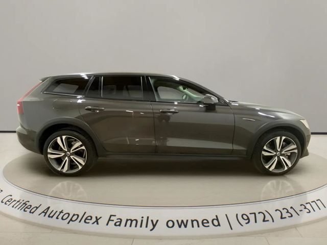 2025 Volvo V60 Cross Country B5 Plus Dallas TX