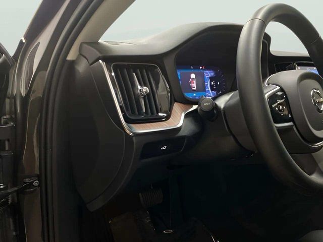 2025 Volvo V60 Cross Country B5 Plus Dallas TX
