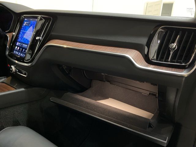2025 Volvo V60 Cross Country B5 Plus Dallas TX