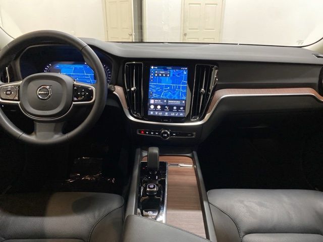 2025 Volvo V60 Cross Country B5 Plus Dallas TX