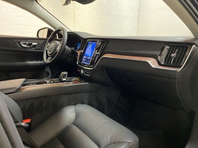 2025 Volvo V60 Cross Country B5 Plus Dallas TX
