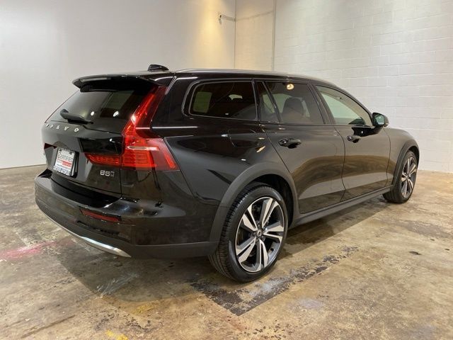 2025 Volvo V60 Cross Country B5 Plus Dallas TX