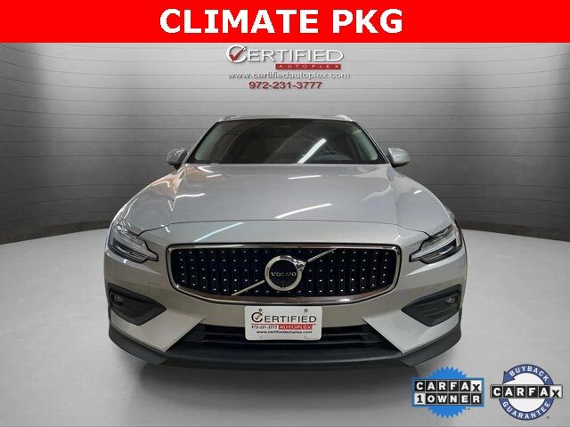 2025 Volvo V60 Cross Country B5 Plus