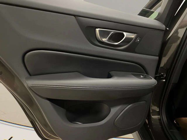 2025 Volvo V60 Cross Country B5 Plus Dallas TX