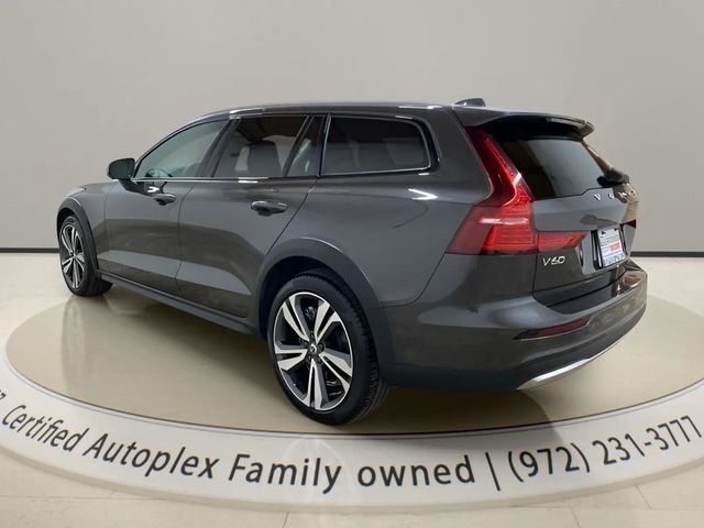 2025 Volvo V60 Cross Country B5 Plus Dallas TX