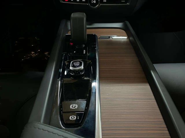 2025 Volvo V60 Cross Country B5 Plus Dallas TX
