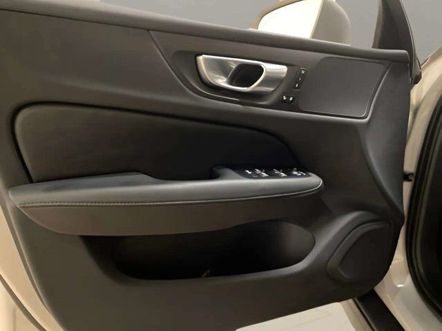 2025 Volvo V60 Cross Country B5 Plus Dallas TX