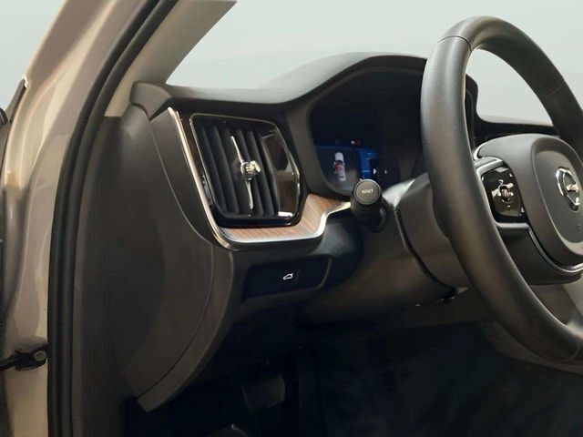2025 Volvo V60 Cross Country B5 Plus Dallas TX