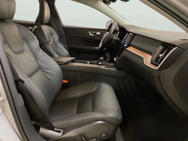 2025 Volvo V60 Cross Country B5 Plus Dallas TX