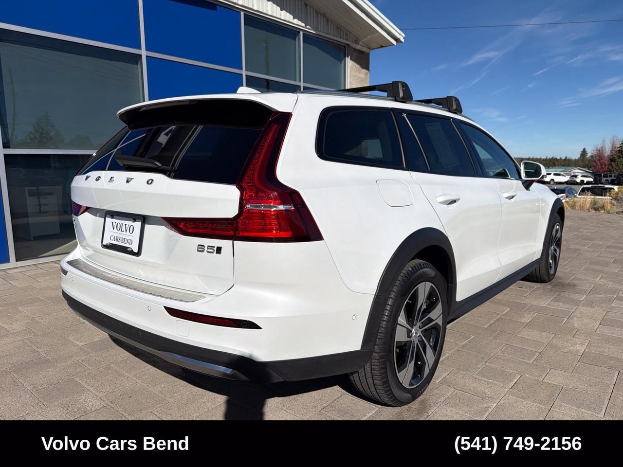 2025 Volvo V60 Cross Country B5 Plus Bend OR