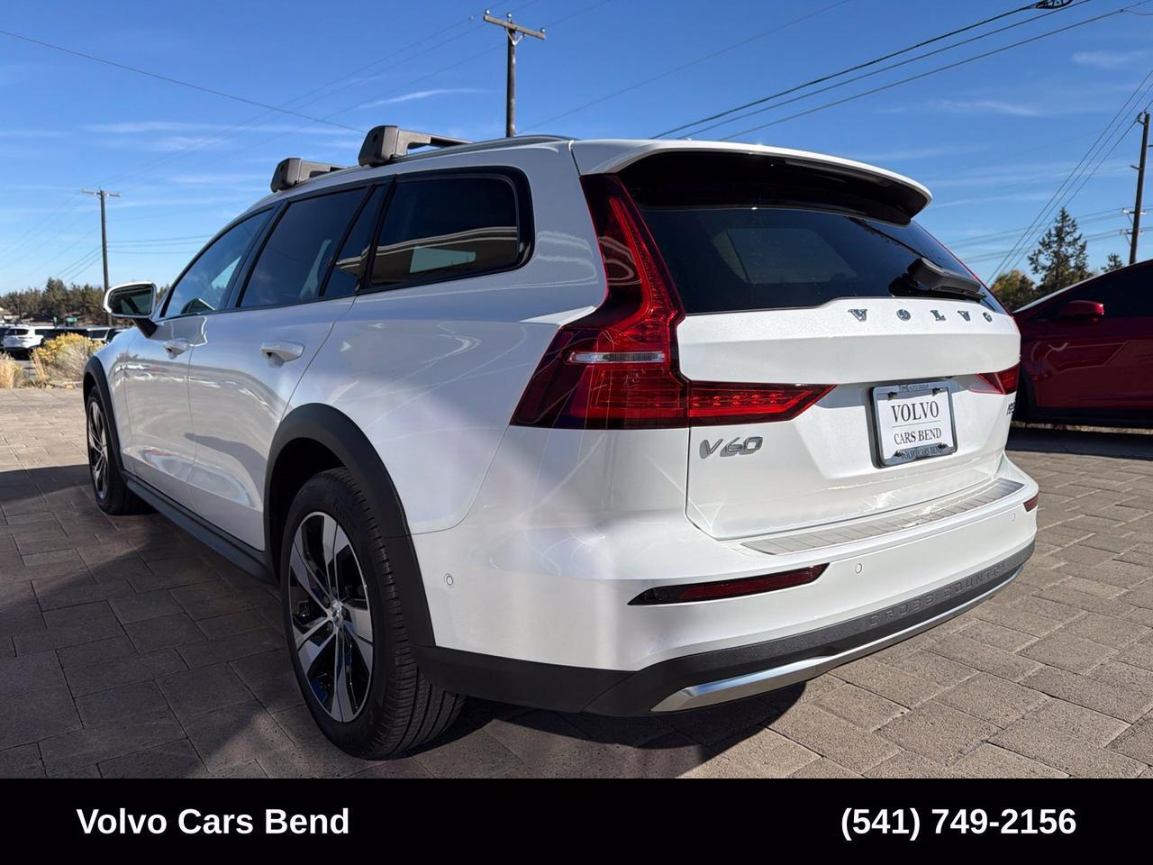 2025 Volvo V60 Cross Country B5 Plus Bend OR