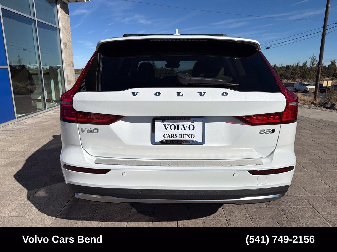 2025 Volvo V60 Cross Country B5 Plus Bend OR