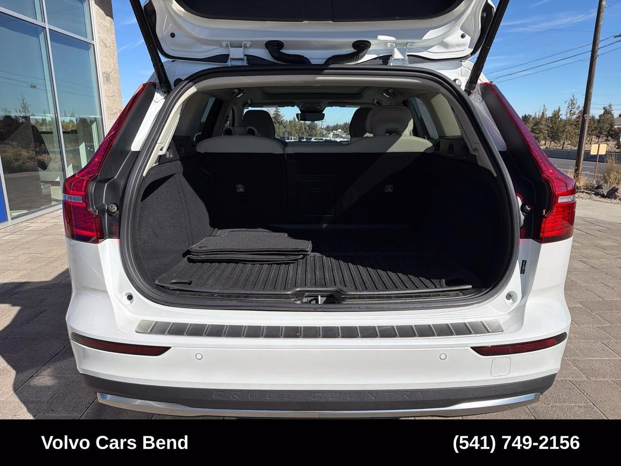 2025 Volvo V60 Cross Country B5 Plus Bend OR