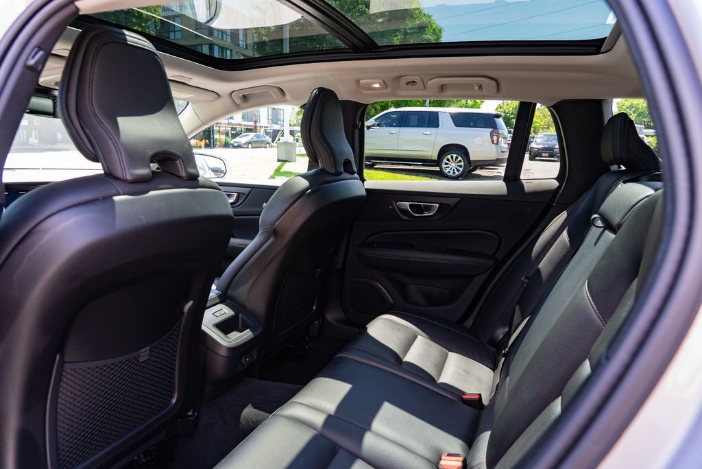 2025 Volvo V60 Cross Country B5 Plus Beaverton OR