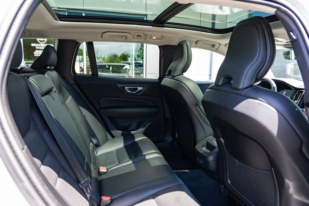 2025 Volvo V60 Cross Country B5 Plus Beaverton OR