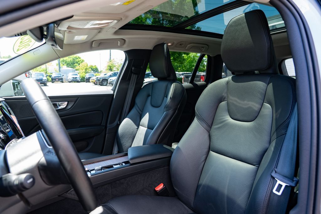 2025 Volvo V60 Cross Country B5 Plus Beaverton OR