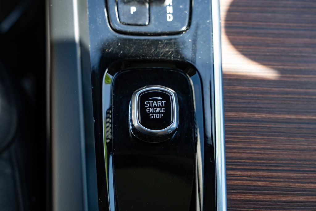 2025 Volvo V60 Cross Country B5 Plus Beaverton OR