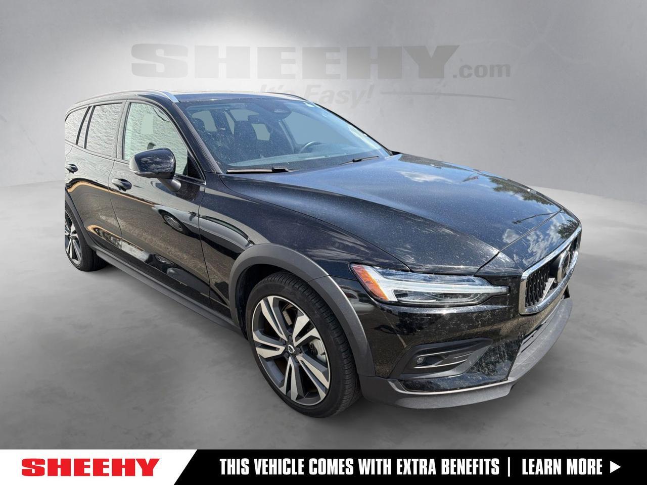 2025 Volvo V60 Cross Country B5 Plus