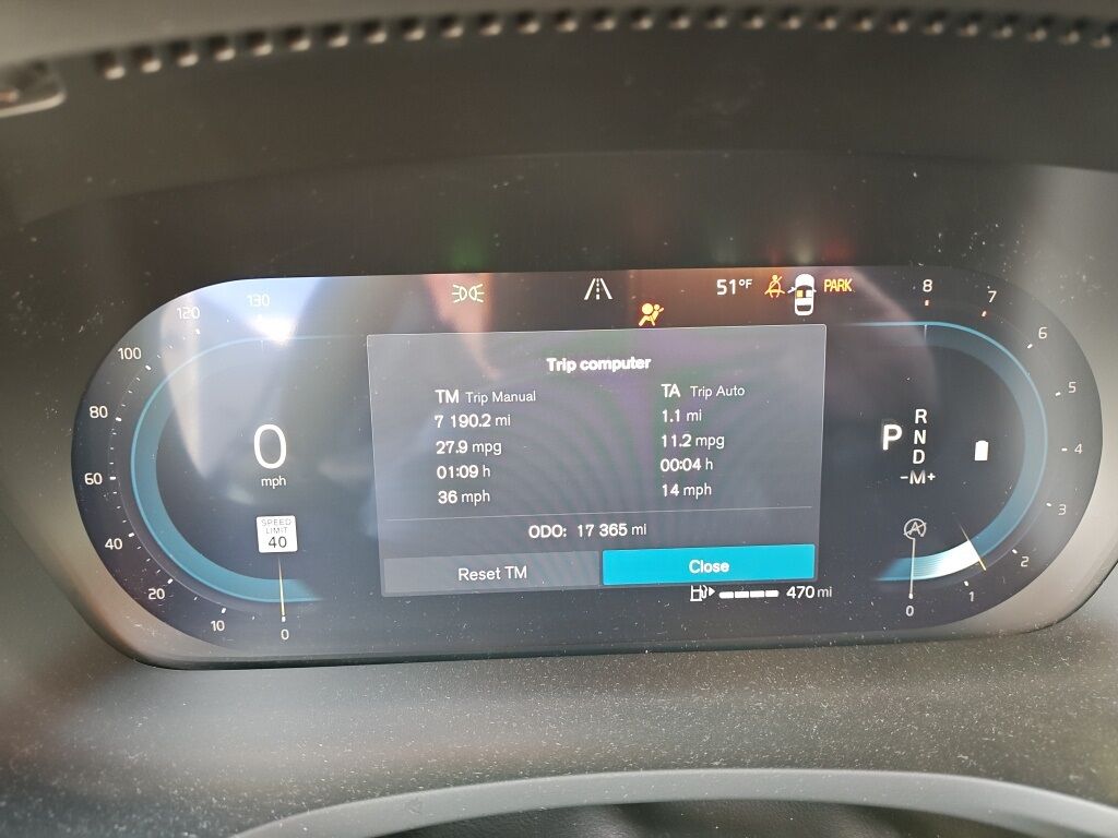 2025 Volvo V60 Cross Country B5 Plus Hunt Valley MD