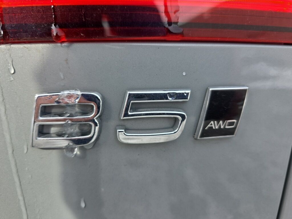 2025 Volvo V60 Cross Country B5 Plus Hunt Valley MD