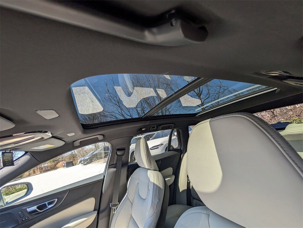 2025 Volvo V60 Cross Country B5 Ultra Hunt Valley MD