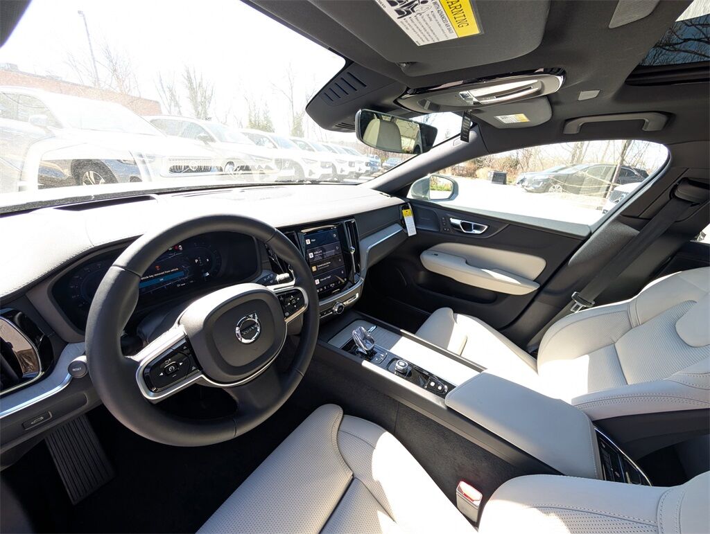 2025 Volvo V60 Cross Country B5 Ultra Hunt Valley MD