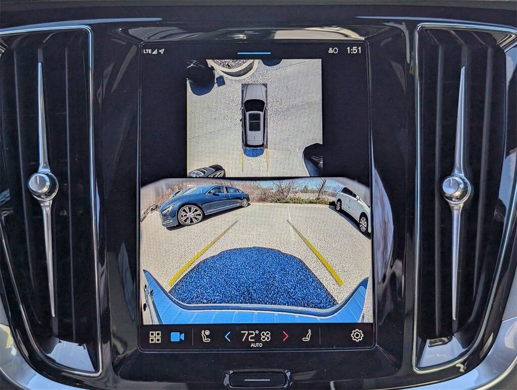 2025 Volvo V60 Cross Country B5 Ultra Hunt Valley MD
